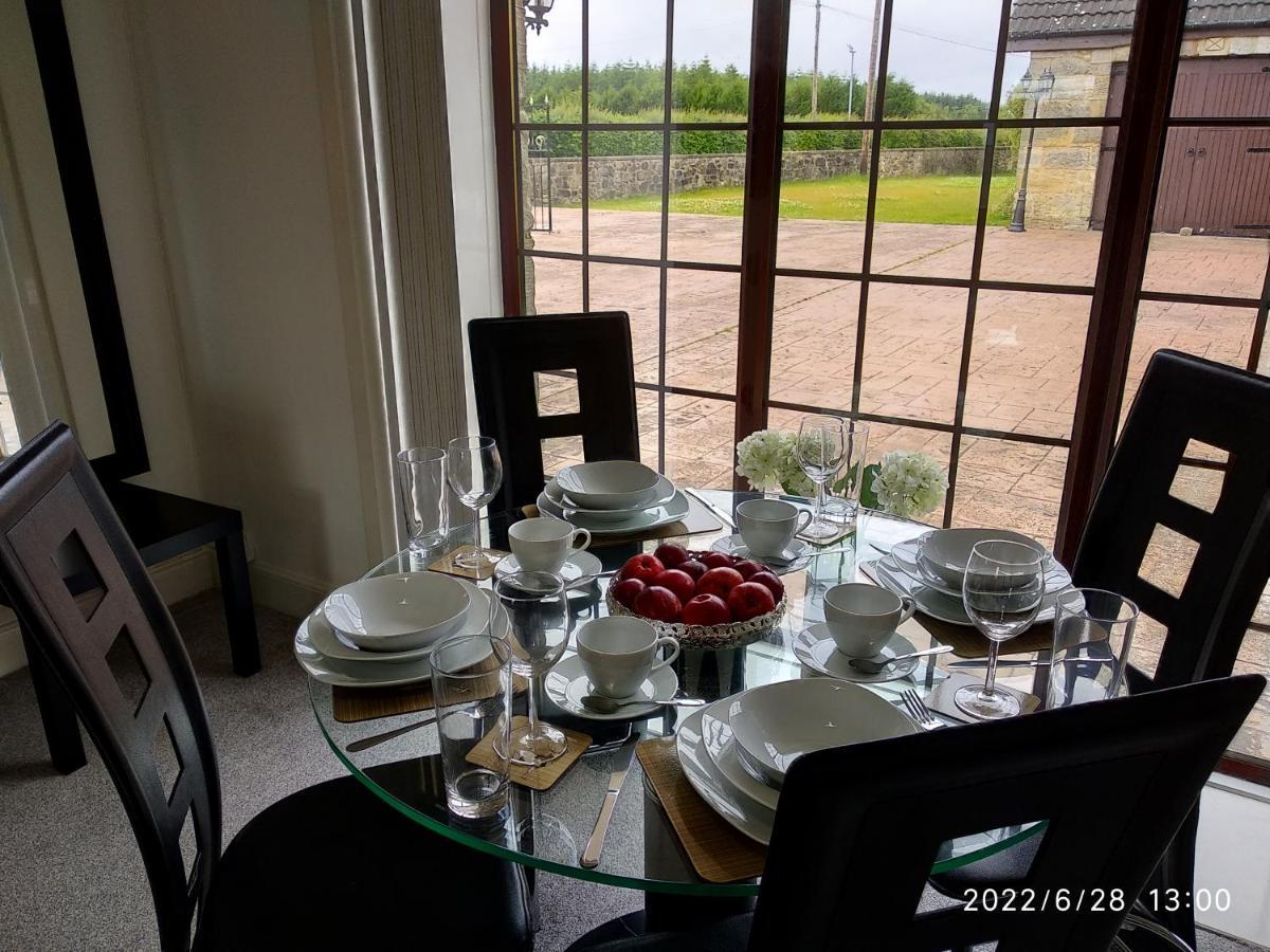 Cottage With Panoramic Views Kirk of Shotts Екстер'єр фото